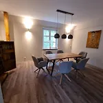 Villa Klimaanlage, 5 Sterne Bahnhoftraum, Neu Zubuchbares Event, 333 Qm, 1200qm Garten, Virtueller Rundgang, Dachterrasse, Whirlpoolbadewanne Braunfels