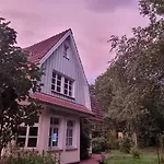 Klimaanlage, 5 Sterne Bahnhoftraum, Neu Zubuchbares Event, 333 Qm, 1200qm Garten, Virtueller Rundgang, Dachterrasse, Whirlpoolbadewanne Braunfels
