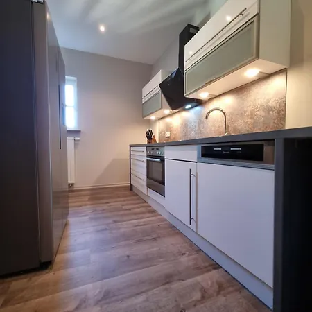 Villa 5 Sterne Bahnhoftraum Neu Zubuchbare Option Super Event, 333 Qm, 1200qm Garten, Virtueller Rundgang, Dachterrasse, Whirlpoolbadewanne Braunfels