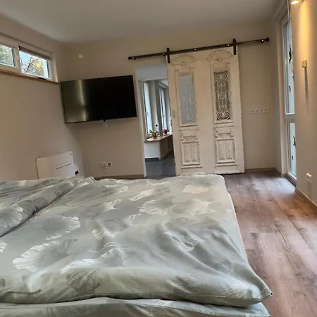Klimaanlage, 5 Sterne Bahnhoftraum, Neu Zubuchbares Event, 333 Qm, 1200qm Garten, Virtueller Rundgang, Dachterrasse, Whirlpoolbadewanne Villa Braunfels