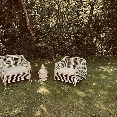 Klimaanlage, 5 Sterne Bahnhoftraum, Neu Zubuchbares Event, 333 Qm, 1200qm Garten, Virtueller Rundgang, Dachterrasse, Whirlpoolbadewanne Braunfels