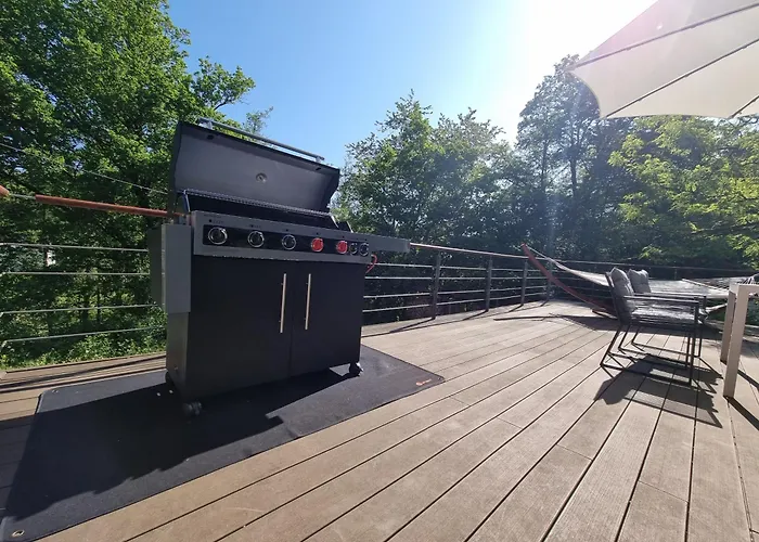 Vila Klimaanlage, 5 Sterne Bahnhoftraum, Neu Zubuchbares Event, 333 Qm, 1200qm Garten, Virtueller Rundgang, Dachterrasse, Whirlpoolbadewanne Braunfels