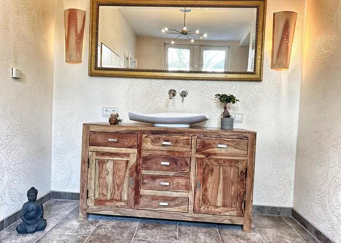 Vila Klimaanlage, 5 Sterne Bahnhoftraum, Neu Zubuchbares Event, 333 Qm, 1200qm Garten, Virtueller Rundgang, Dachterrasse, Whirlpoolbadewanne Braunfels