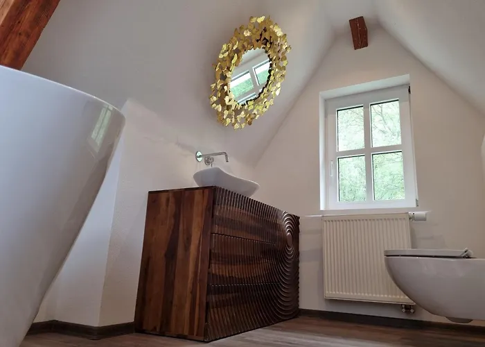 Klimaanlage, 5 Sterne Bahnhoftraum, Neu Zubuchbares Event, 333 Qm, 1200qm Garten, Virtueller Rundgang, Dachterrasse, Whirlpoolbadewanne