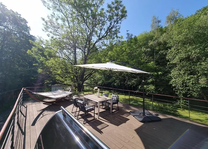 Klimaanlage, 5 Sterne Bahnhoftraum, Neu Zubuchbares Event, 333 Qm, 1200qm Garten, Virtueller Rundgang, Dachterrasse, Whirlpoolbadewanne