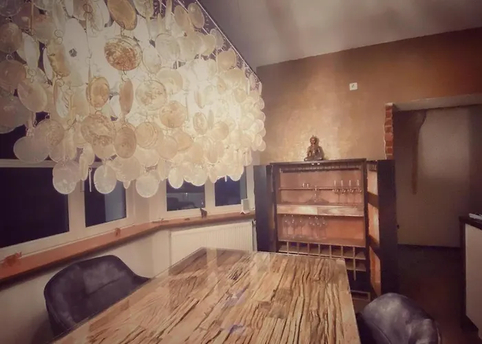 Klimaanlage, 5 Sterne Bahnhoftraum, Neu Zubuchbares Event, 333 Qm, 1200qm Garten, Virtueller Rundgang, Dachterrasse, Whirlpoolbadewanne *