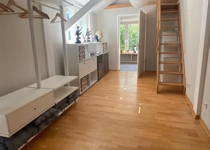 Vila Klimaanlage, 5 Sterne Bahnhoftraum, Neu Zubuchbares Event, 333 Qm, 1200qm Garten, Virtueller Rundgang, Dachterrasse, Whirlpoolbadewanne