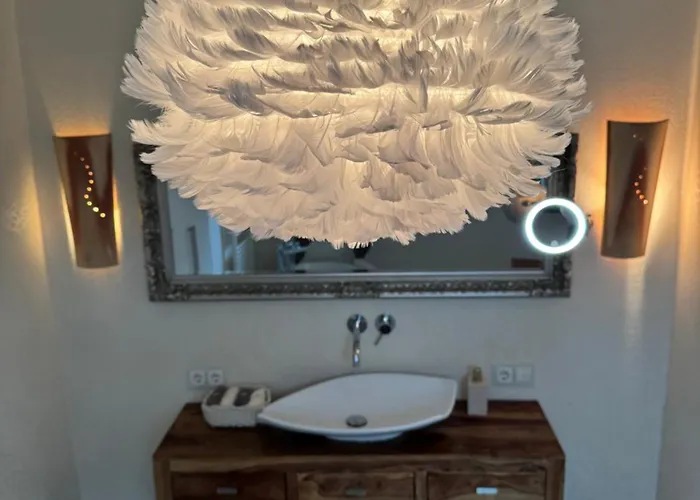 Vila Klimaanlage, 5 Sterne Bahnhoftraum, Neu Zubuchbares Event, 333 Qm, 1200qm Garten, Virtueller Rundgang, Dachterrasse, Whirlpoolbadewanne