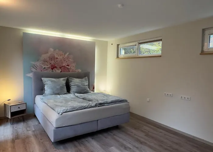 Klimaanlage, 5 Sterne Bahnhoftraum, Neu Zubuchbares Event, 333 Qm, 1200qm Garten, Virtueller Rundgang, Dachterrasse, Whirlpoolbadewanne Vila Braunfels